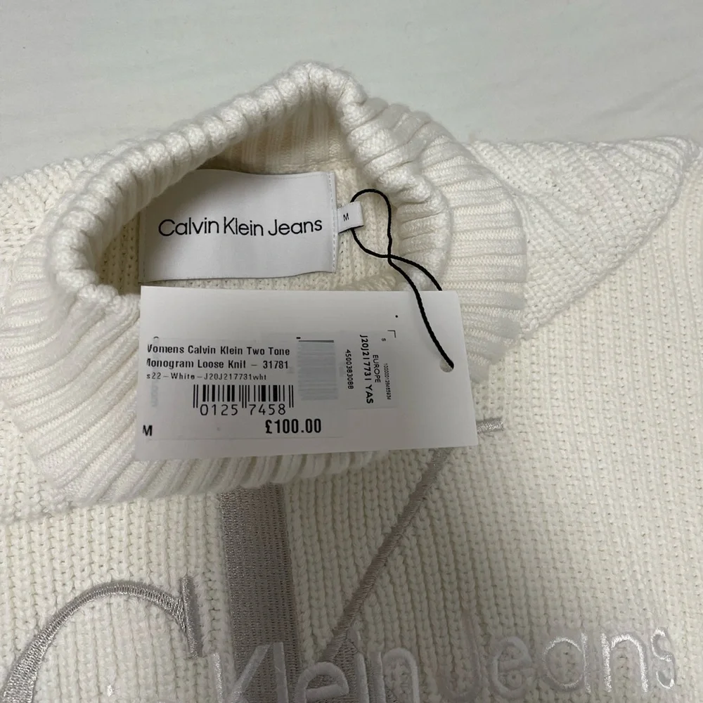 ☀️Host Pick 🌟 Calvin Klein Funnel Neck Jumper - Picture 8 of 8